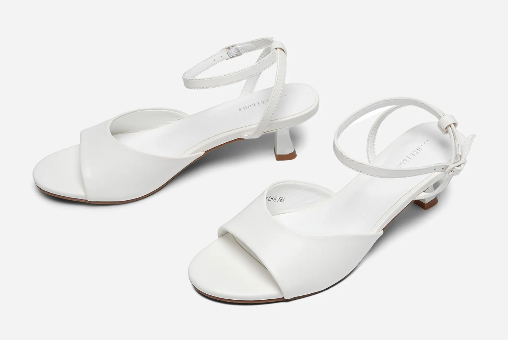 ATTITUDE ,Sandaletter