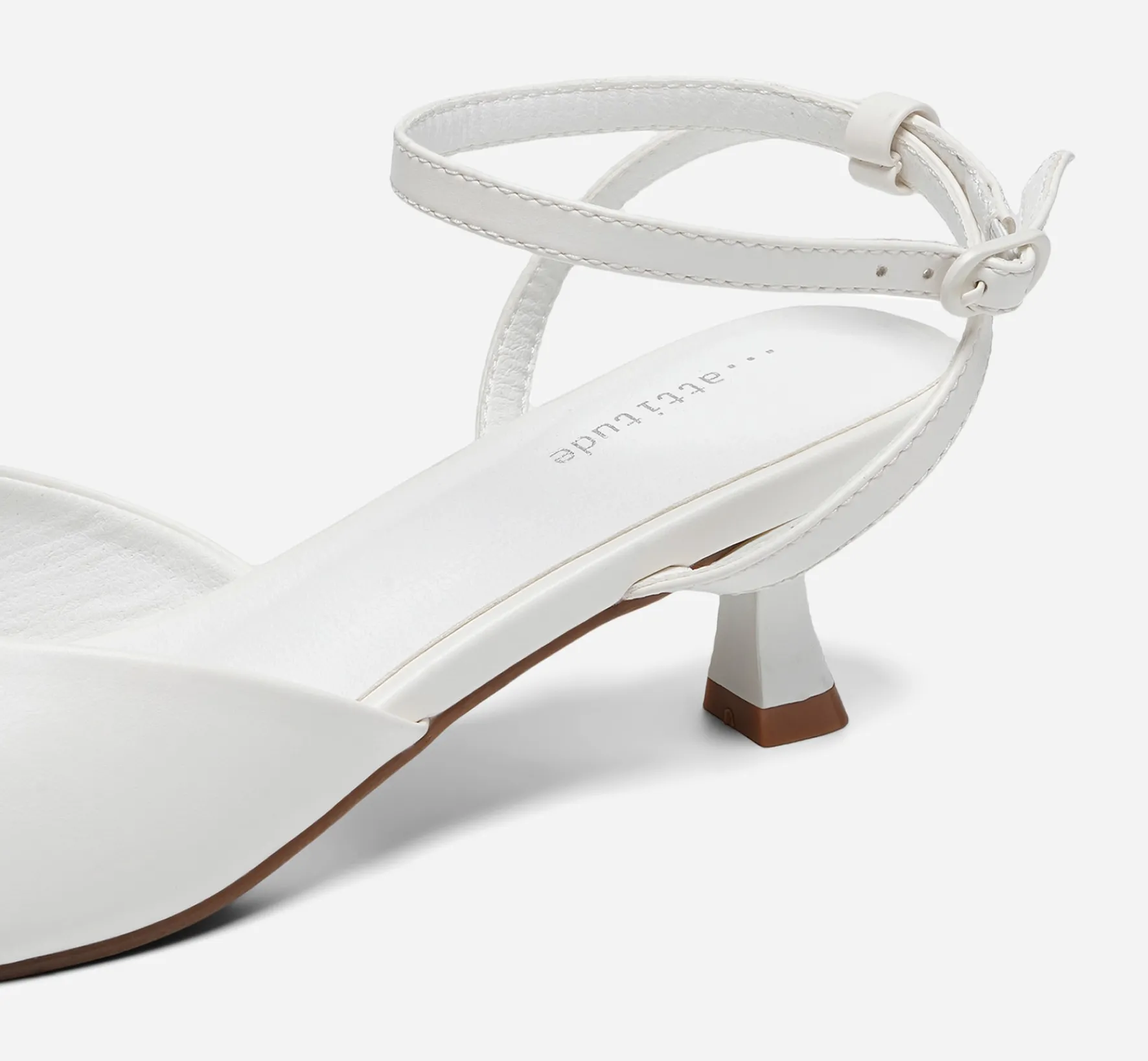 ATTITUDE ,Sandaletter