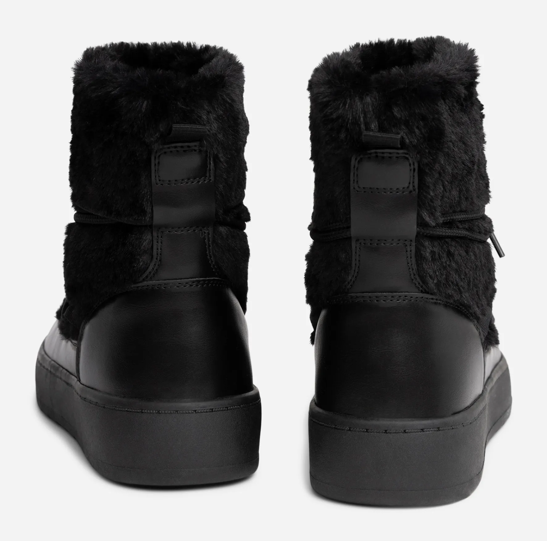 ATTITUDE ,Varmfodrade boots med snörning