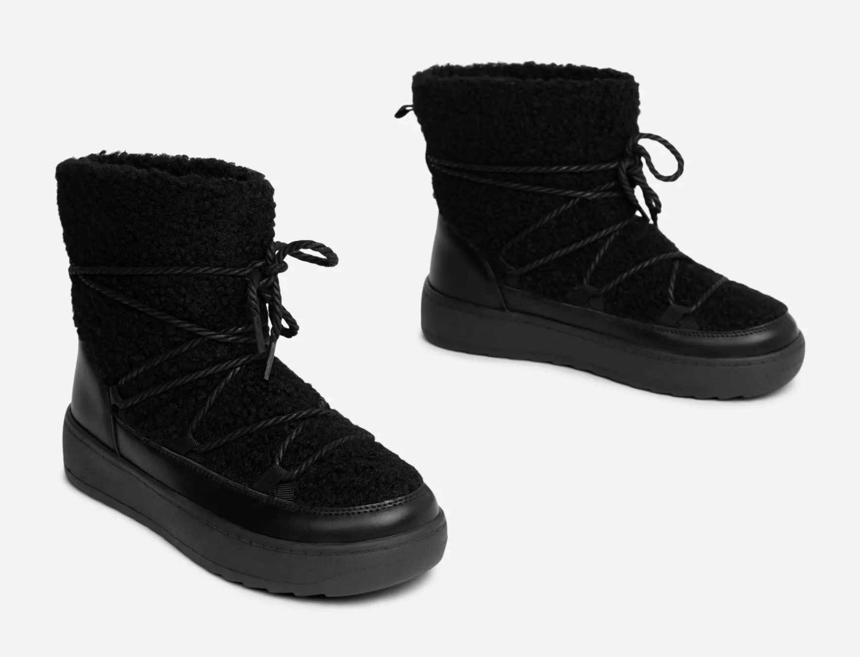 ATTITUDE ,Varmfodrade boots med snörning