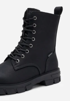 SO ALL ,Varmfodrade kängor med inbyggd brodd